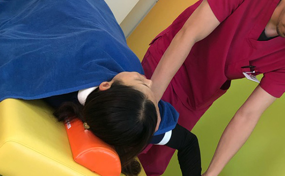施術中